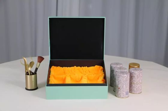 押す/浮彫りになる茶収納箱、金属の錫が付いている注文のボール紙箱