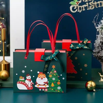 PMSのクリスマスのボール紙のギフト用の箱ISOは塗被紙の波形のクリスマス箱を
